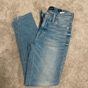 Lucky brand skinny fit